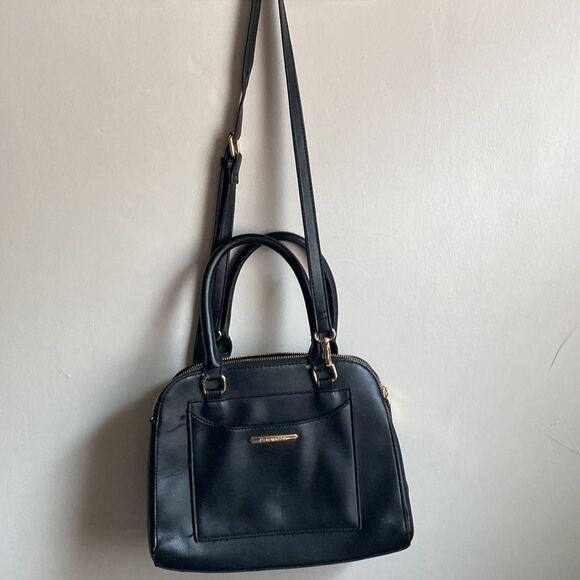 Steve Madden Black Bag Shoulder or Crossbody - Picture 2 of 10